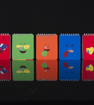 Mini notebooks of colored Vivid paper | J Point Plus